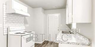 314 West Peach St Gallery 28