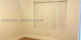 221 SW 9 AVE Gallery 14