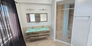 100 South Ellwood Avenue Gallery 18