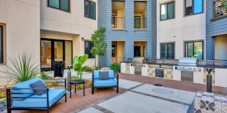 Downtown Ontario Luxury Apartments Gallery 99