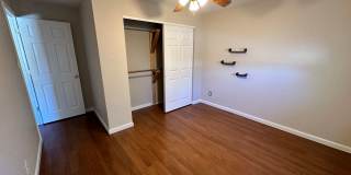 2 Bed, 1 Bath Patio TownHome in the Clayton Neighborhood Gallery 10
