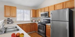 Alder Peak Townhomes Gallery 22