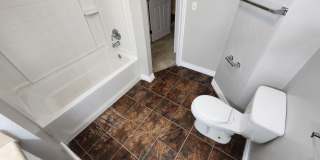 4 bed 2 bath house in Edmond, OK next to UCO campus Gallery 46