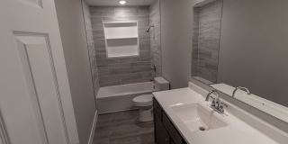 Cute 2 bedroom Duplex Gallery 8