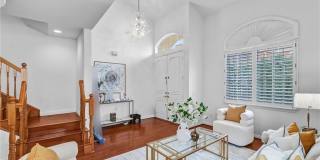 201 N Lincoln Gallery 3