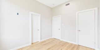 1120 S Washington Street Gallery 28