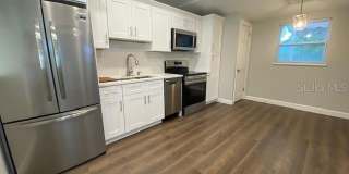 4665 YARMOUTH AVENUE S Gallery 2