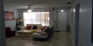 9571 Sunset Strip Gallery 7