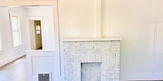 Charming 4-Bedroom Property in Prime Location Gallery 4