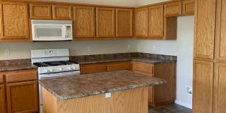 4 BED 2 BATH LOCATED IN THE RAVENWOOD SUBDIVISION Gallery 7