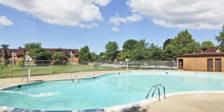 Applegate and Potomac Commons Apartments and Townhomes Gallery 8