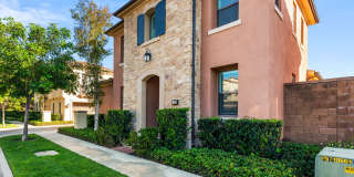 Gorgeous 3 bedroom 2.5 bath home in the newly constructed association of Eastwood Village! Gallery 32
