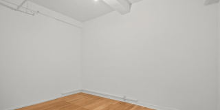 208 W 30TH Street Gallery 10