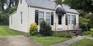 4032 Walker Blvd. Gallery 1