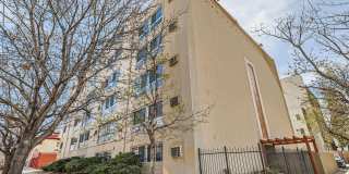 2 bd/1.5 ba unit in CapHill 2 bd/1.5 ba unit in CapHill Gallery 1