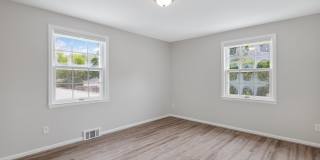 17111 E Jefferson Avenue Gallery 21