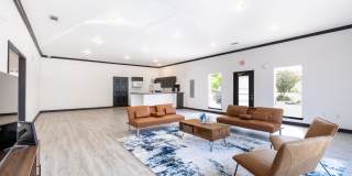 1850 Stella LnUnit 4-411 Gallery 21