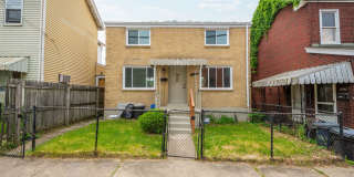 AVAILABLE JULY 1ST! Don't miss this RENOVATED 3-BEDROOM!! Gallery 1