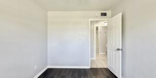 6900 16th Street North Gallery 37