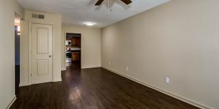 Essex Square Apartments Gallery 16