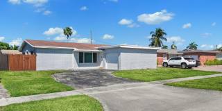 11371 NW 40th Place Gallery 1