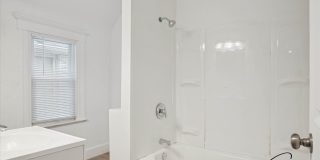 $1200 3 bedrooms Gallery 16