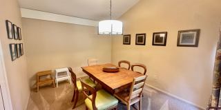 Bellevue Home On Corner Lot Gallery 23