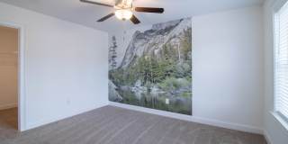 83 Ivy Loop Gallery 21