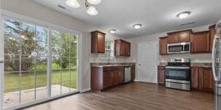 1595 Rossmore ~ Newton Place Gallery 5