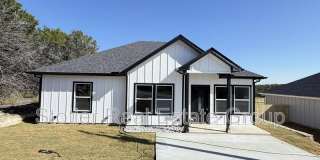 2615 Creekview Drive Gallery 1