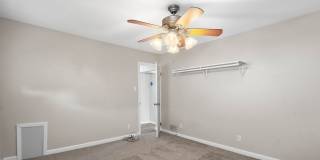 Beautiful 2 bedroom home in Port Vue available August 15! Gallery 10