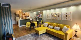 2228 North Cypress Bend Drive Gallery 9