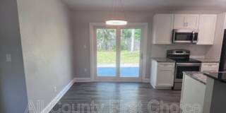 4237 Neptune Dr SE Gallery 3