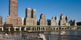 180 Riverside Boulevard 180 Riverside Boulevard Gallery 4