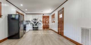 **COMING SOON FOR JUNE 2026 MOVE IN!** 3 BED/2 BATH DUPLEX - CLOSE TO CAMPUS! Gallery 32