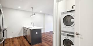 Graduate Pointe Gallery 84