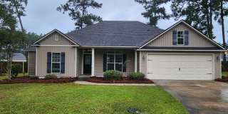 Spacious 4-Bedroom Home with Modern Amenities in Valdosta's Crestwood Subdivision - Privacy Fence! Gallery 1