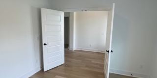 5837 Lavender Avenue Gallery 11