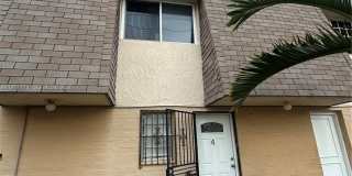 10902 SW 2nd St Gallery 1