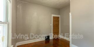 1529 N 24th St. Gallery 18