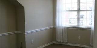 1601 W Henderson Gallery 10