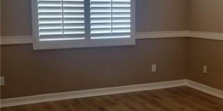 428 N Little Gallery 15