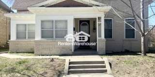 327 19 1/2 Avenue North Gallery 1
