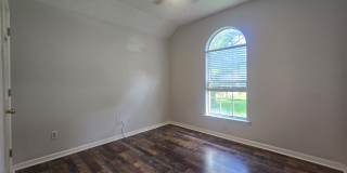 2112 Spring Hill Circle Gallery 3