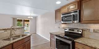 LUXURY TOWNHOME IN NE CO SPGS, AVAILABLE  JUNE 15, SHOWINGS START JUNE 10TH Gallery 11