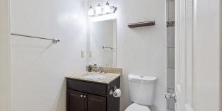 Beautifully maintained 3 bedroom, 2.5 bathroom home for rent in the heart of central Virginia Beach! Gallery 33