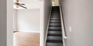 848 Thomas Street Gallery 11