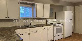 Cute Three-Bedroom with Large Deck! Gallery 7