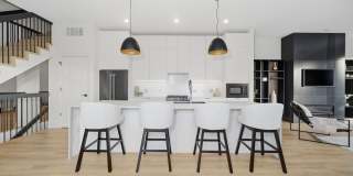 4256 W Belmont Avenue Gallery 4