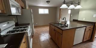 408 Cornell Drive Southeast - A Gallery 4